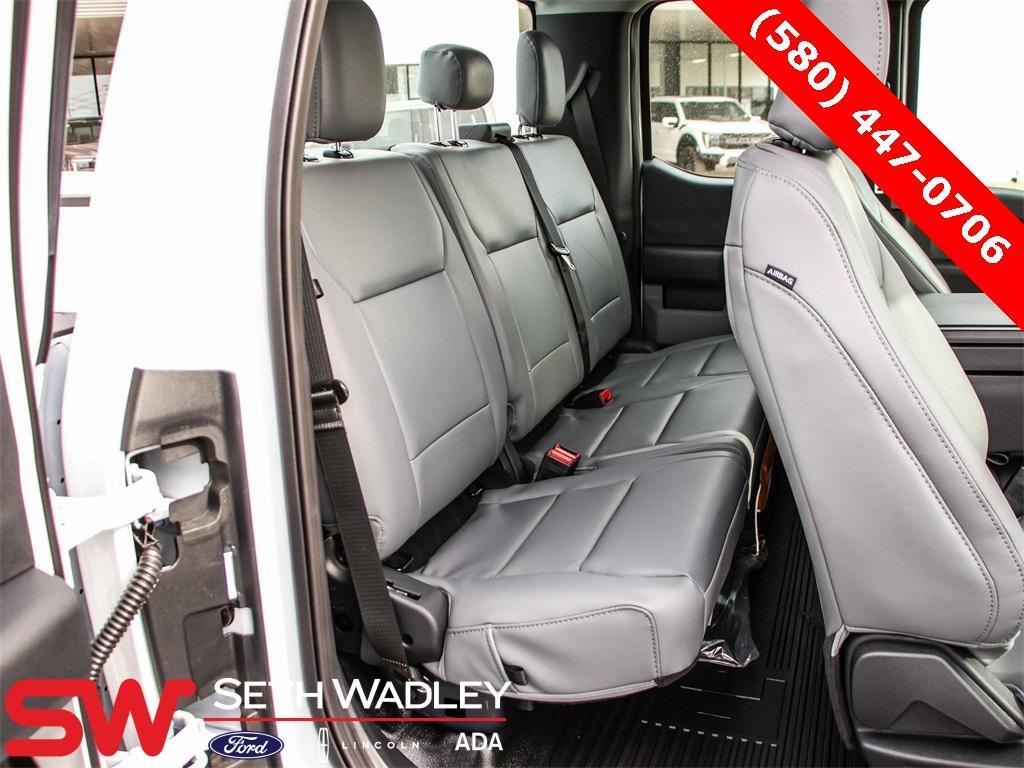 new 2025 Ford F-250 car, priced at $54,052