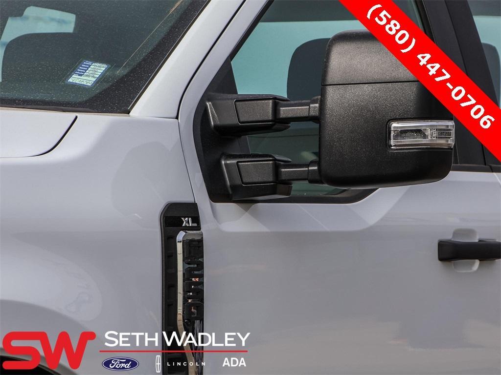 new 2025 Ford F-250 car, priced at $54,052