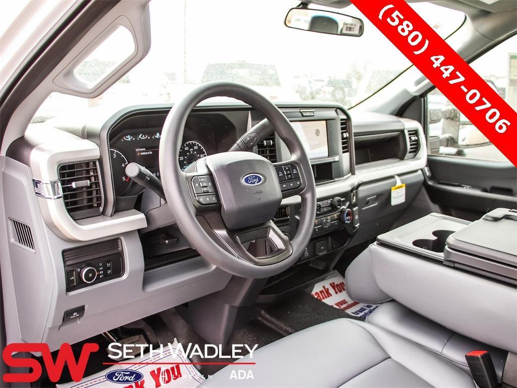 new 2025 Ford F-250 car, priced at $54,052