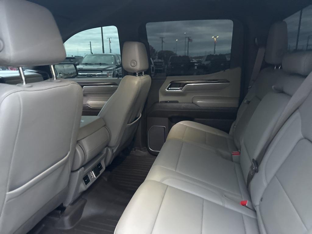 used 2023 GMC Sierra 1500 car, priced at $43,988