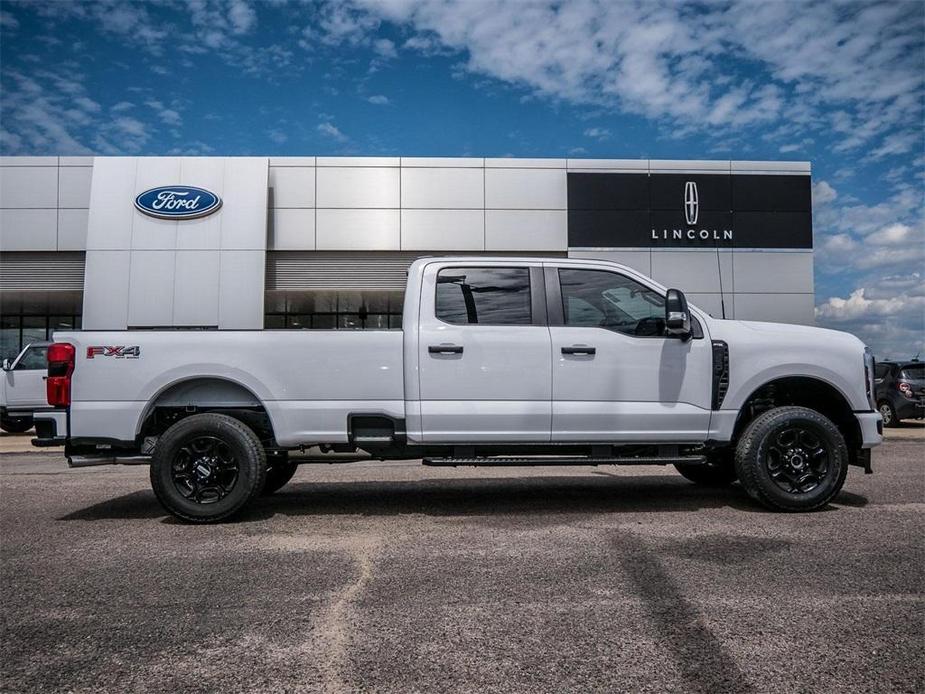 new 2024 Ford F-250 car, priced at $60,533