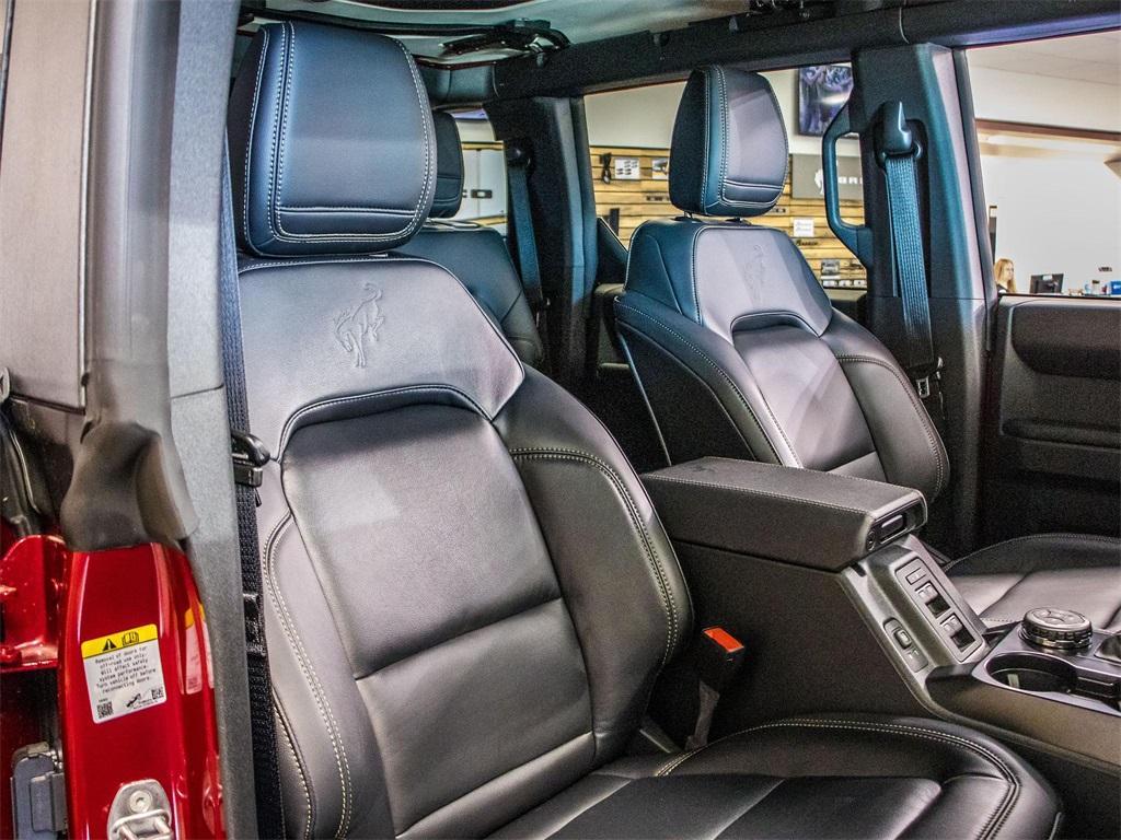 new 2025 Ford Bronco car, priced at $76,575