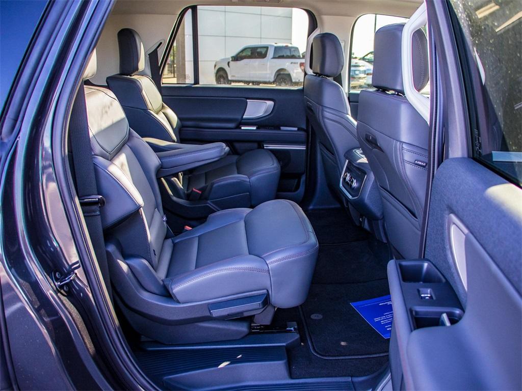 new 2025 Ford Expedition Max car, priced at $85,540