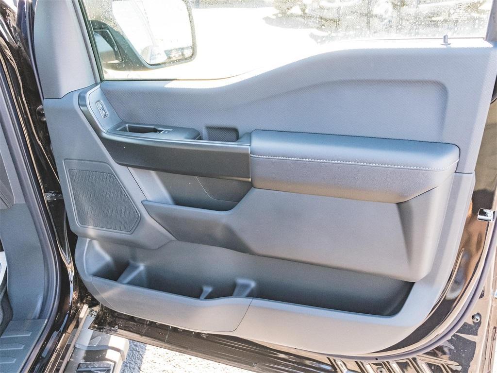 new 2025 Ford F-150 car, priced at $48,011