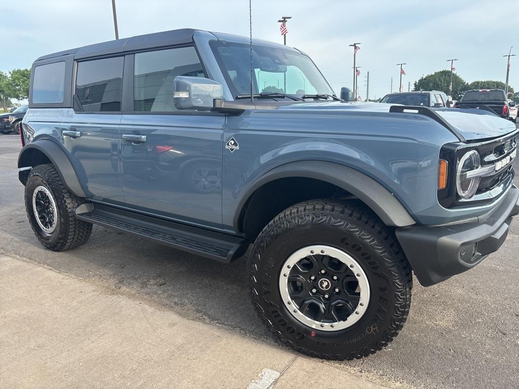 new 2025 Ford Bronco car, priced at $65,206