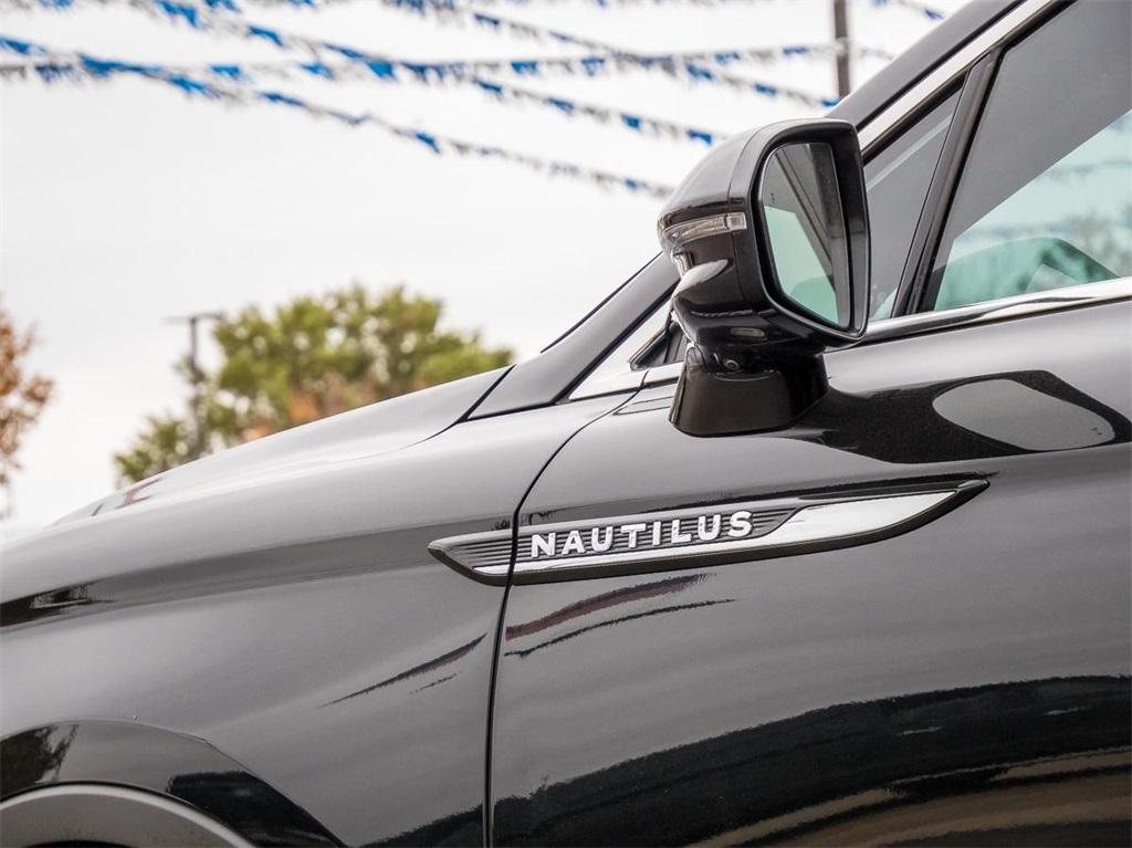 used 2021 Lincoln Nautilus car, priced at $27,130