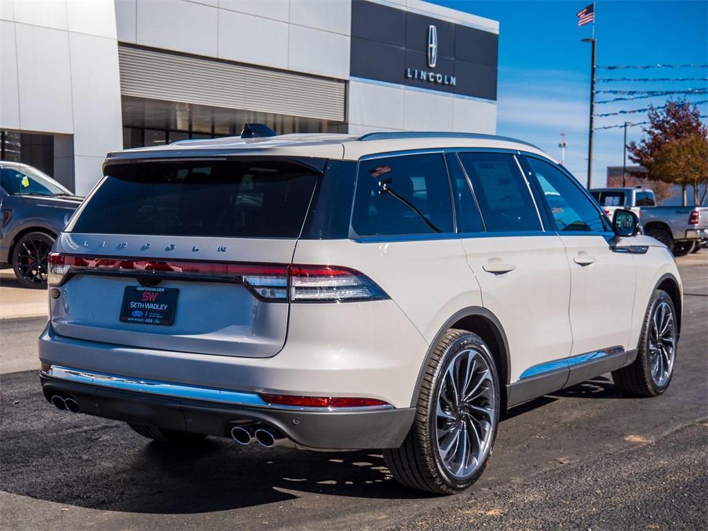 new 2025 Lincoln Aviator car, priced at $72,255