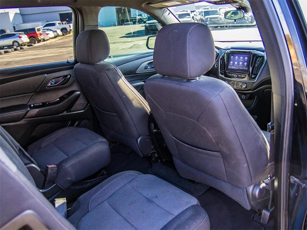 used 2023 Chevrolet Traverse car, priced at $21,995