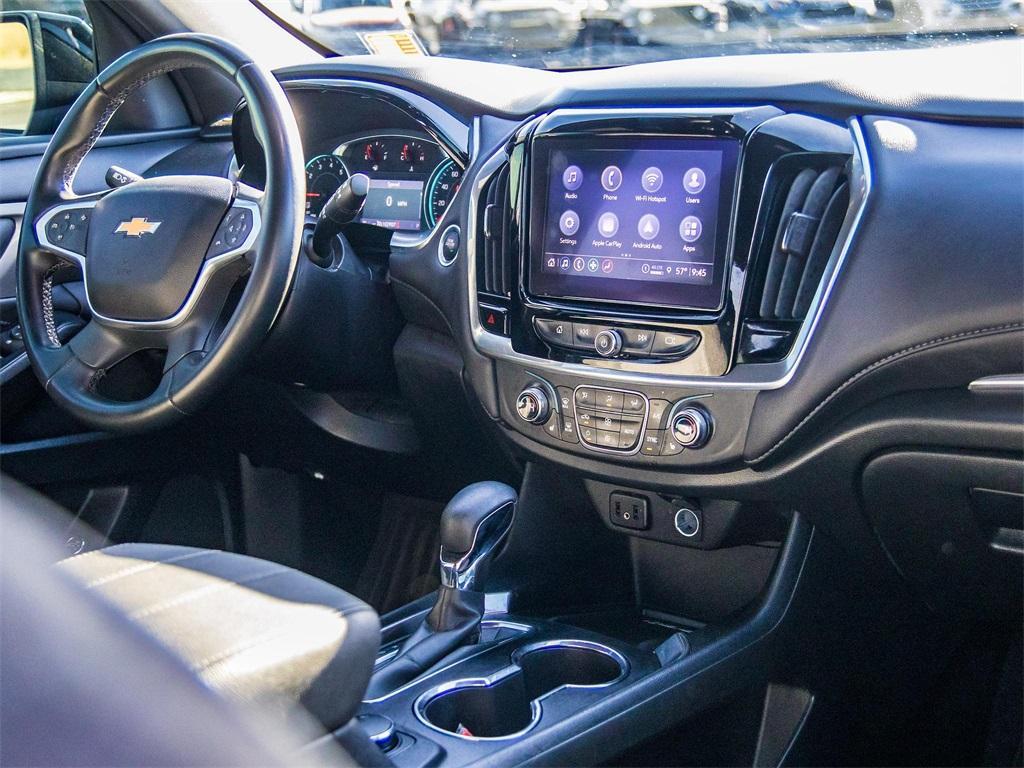 used 2023 Chevrolet Traverse car, priced at $21,995