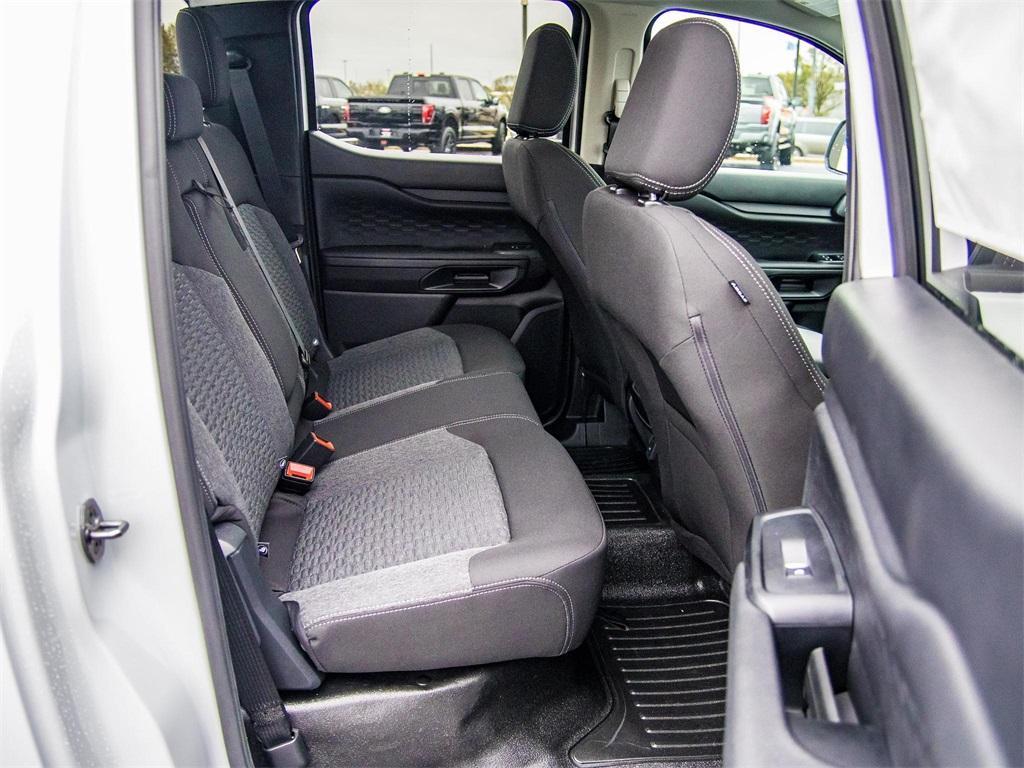 new 2025 Ford Ranger car, priced at $33,595