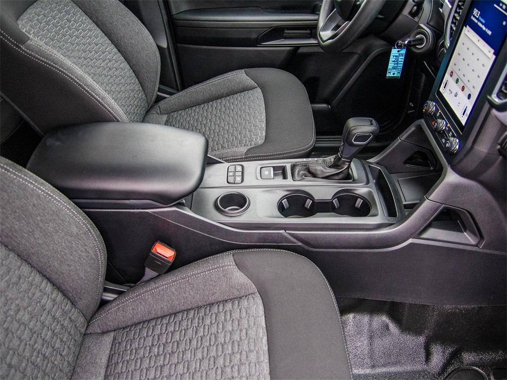 new 2025 Ford Ranger car, priced at $33,595