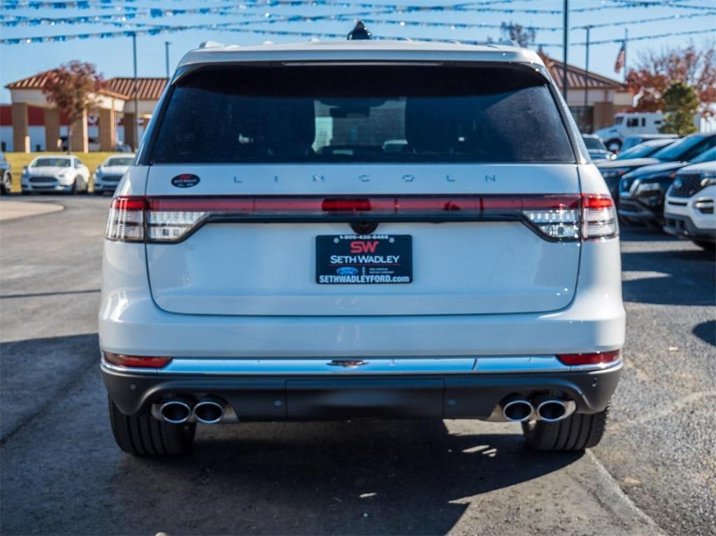 new 2025 Lincoln Aviator car, priced at $71,925