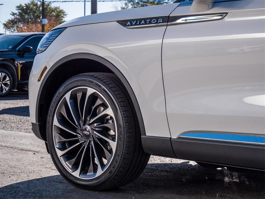 new 2025 Lincoln Aviator car, priced at $71,925