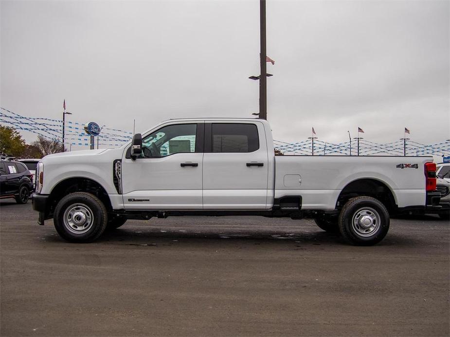 new 2024 Ford F-350 car, priced at $67,300