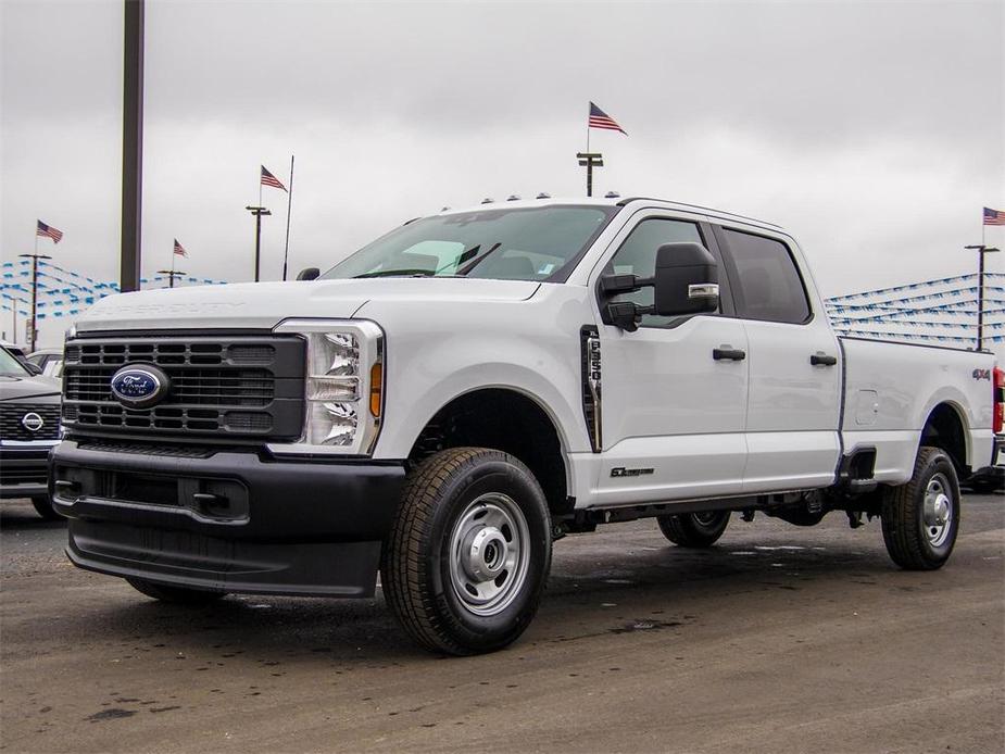 new 2024 Ford F-350 car, priced at $67,300