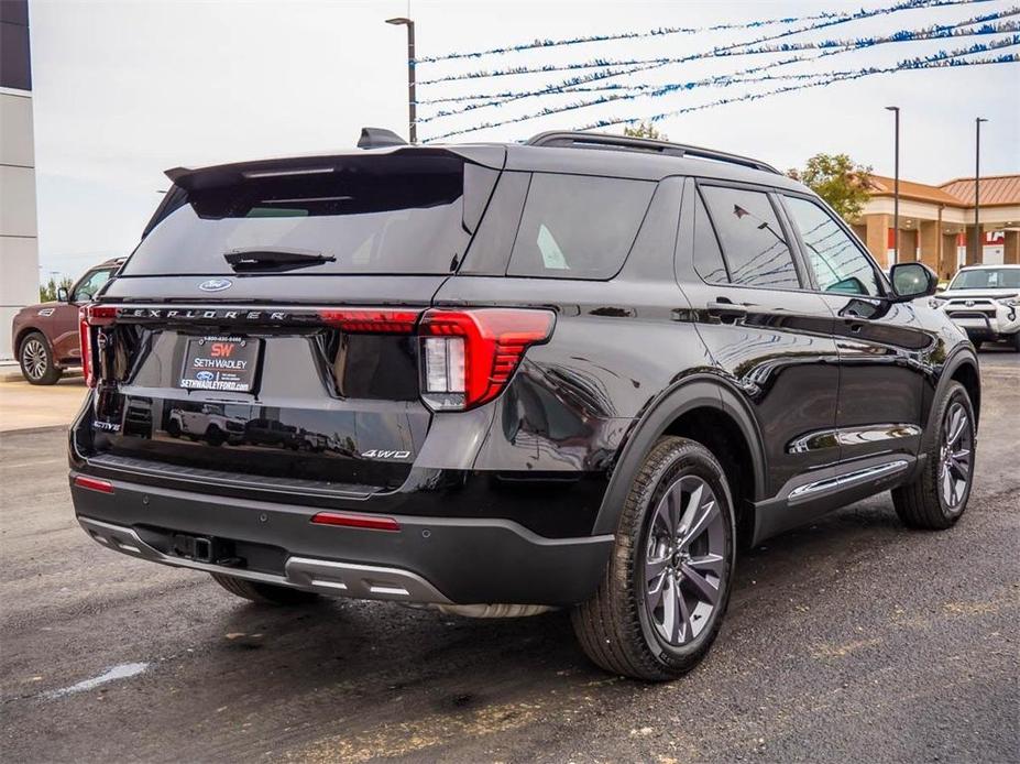 new 2025 Ford Explorer car, priced at $47,105