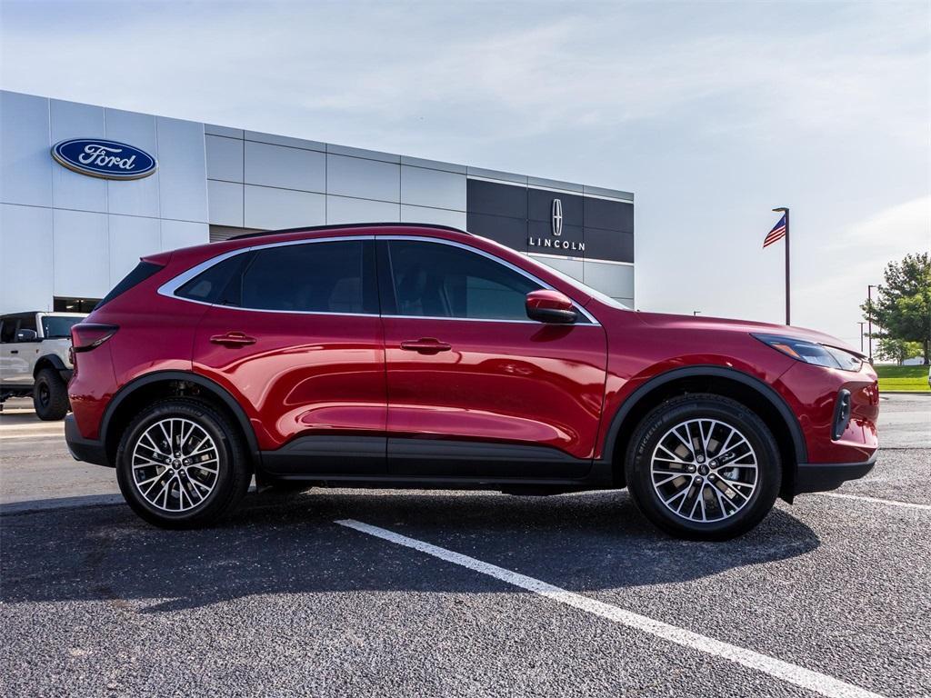 new 2025 Ford Escape car, priced at $34,150