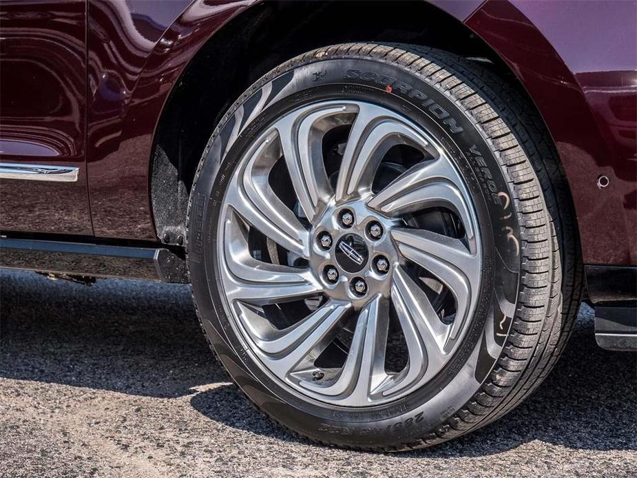 new 2024 Lincoln Navigator car, priced at $86,147