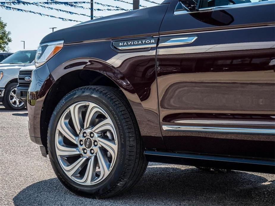 new 2024 Lincoln Navigator car, priced at $86,147