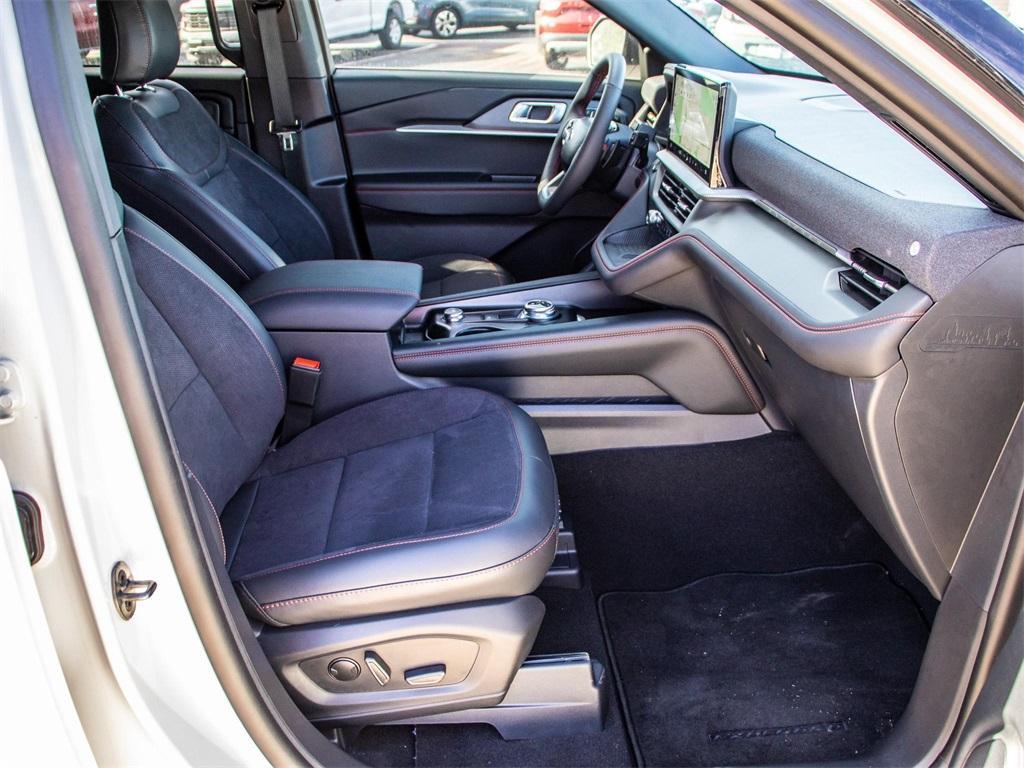 new 2025 Ford Explorer car, priced at $54,500