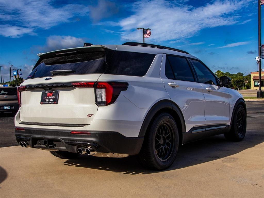 new 2025 Ford Explorer car, priced at $54,500