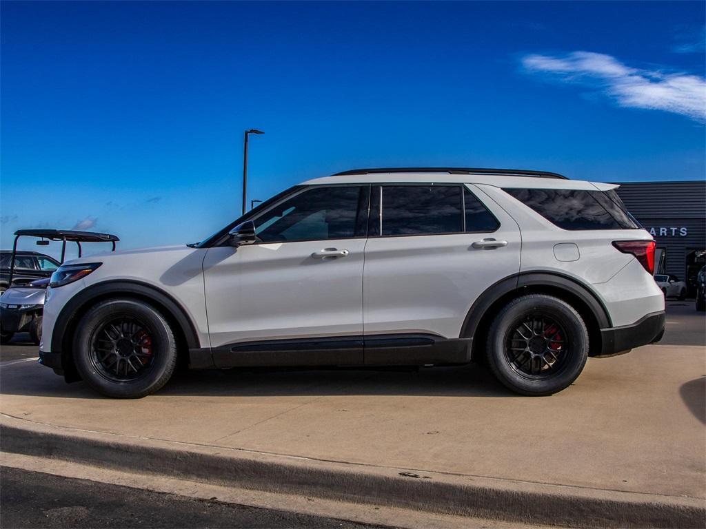 new 2025 Ford Explorer car, priced at $54,500
