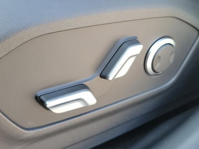 new 2025 Hyundai Santa Fe car, priced at $39,905