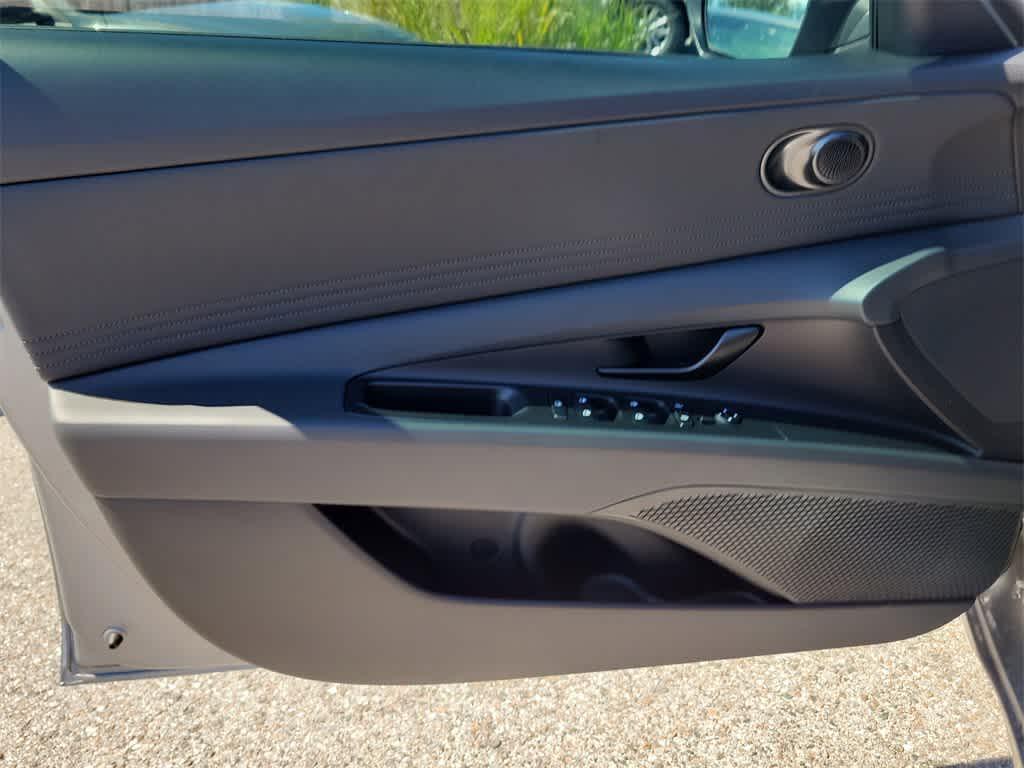 new 2025 Hyundai Elantra car, priced at $25,165