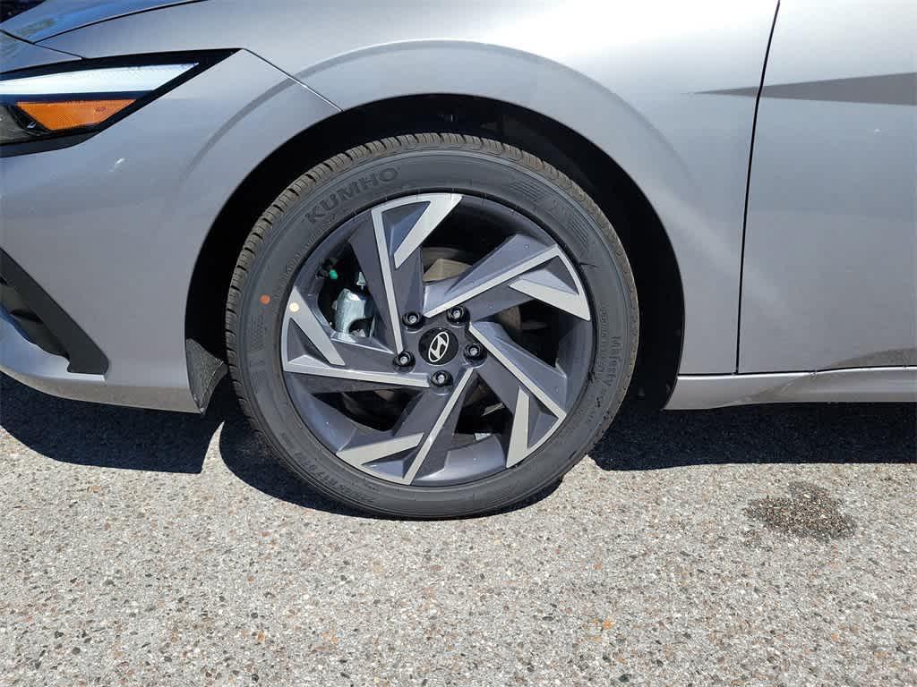 new 2025 Hyundai Elantra car, priced at $25,165