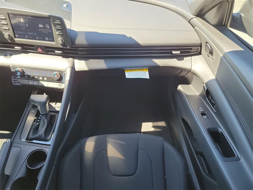 new 2025 Hyundai Elantra car, priced at $25,165