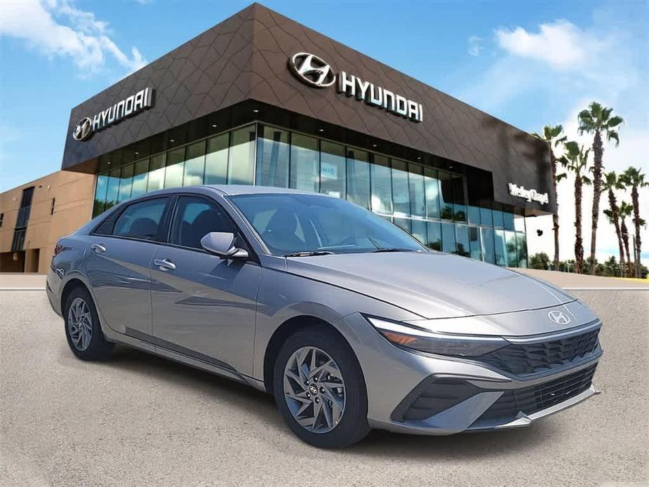 new 2024 Hyundai Elantra HEV car, priced at $26,455