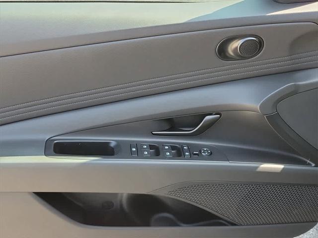 new 2025 Hyundai Elantra car, priced at $29,190