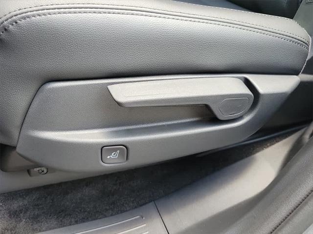 new 2025 Hyundai Santa Fe car, priced at $47,005