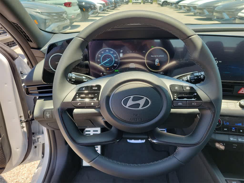 new 2025 Hyundai Elantra car, priced at $29,560