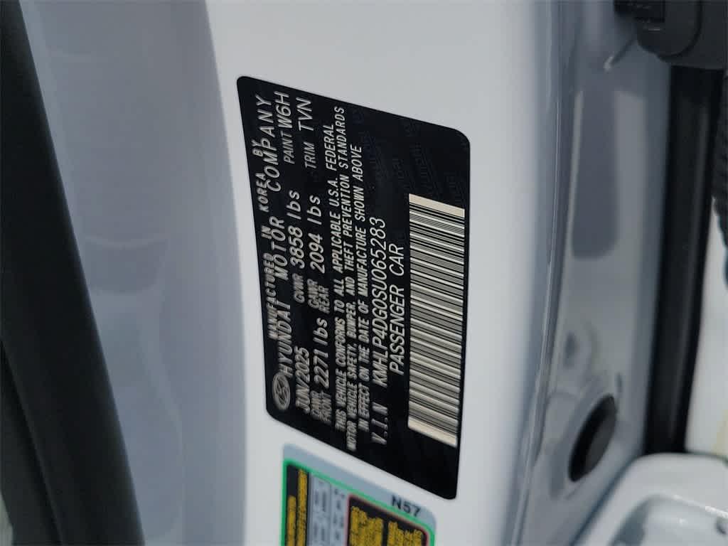 new 2025 Hyundai Elantra car, priced at $29,205