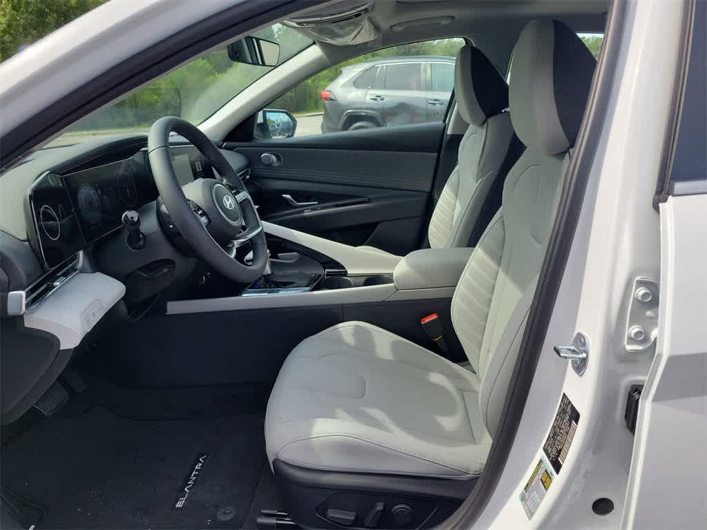 new 2025 Hyundai Elantra car, priced at $29,205