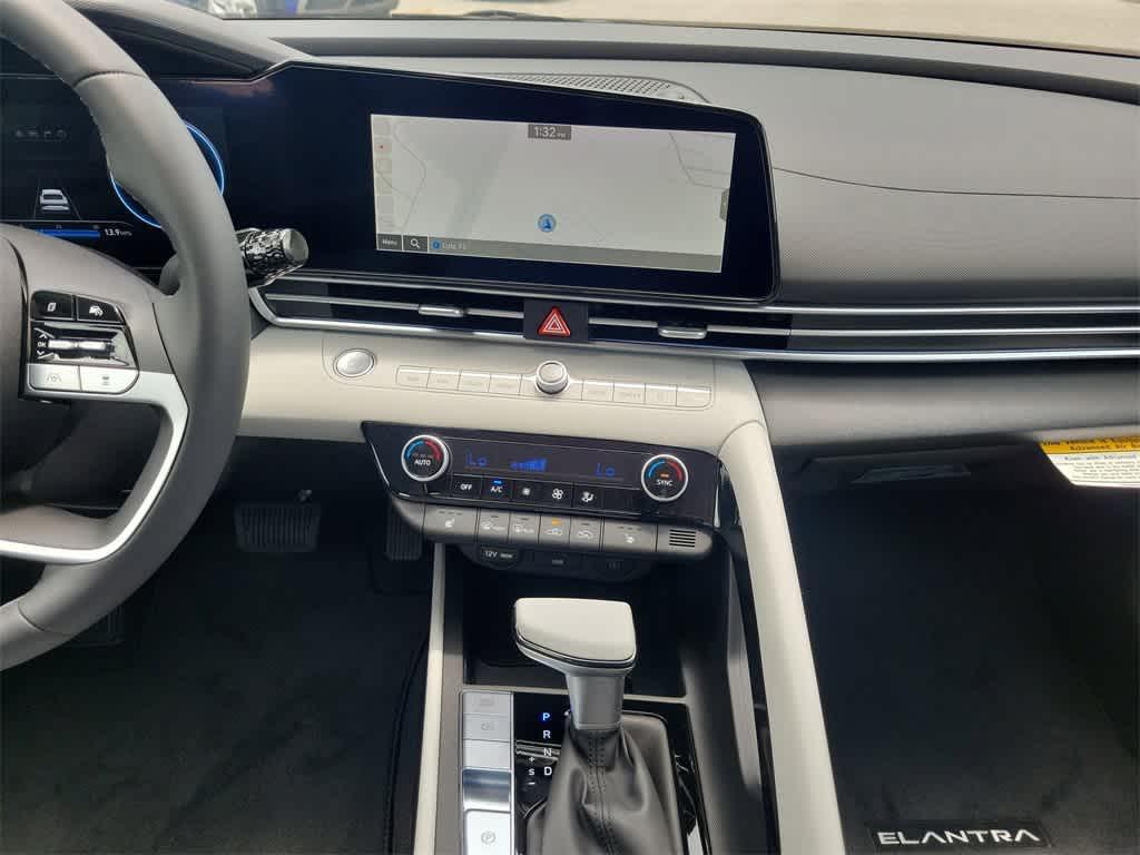 new 2025 Hyundai Elantra car, priced at $29,060