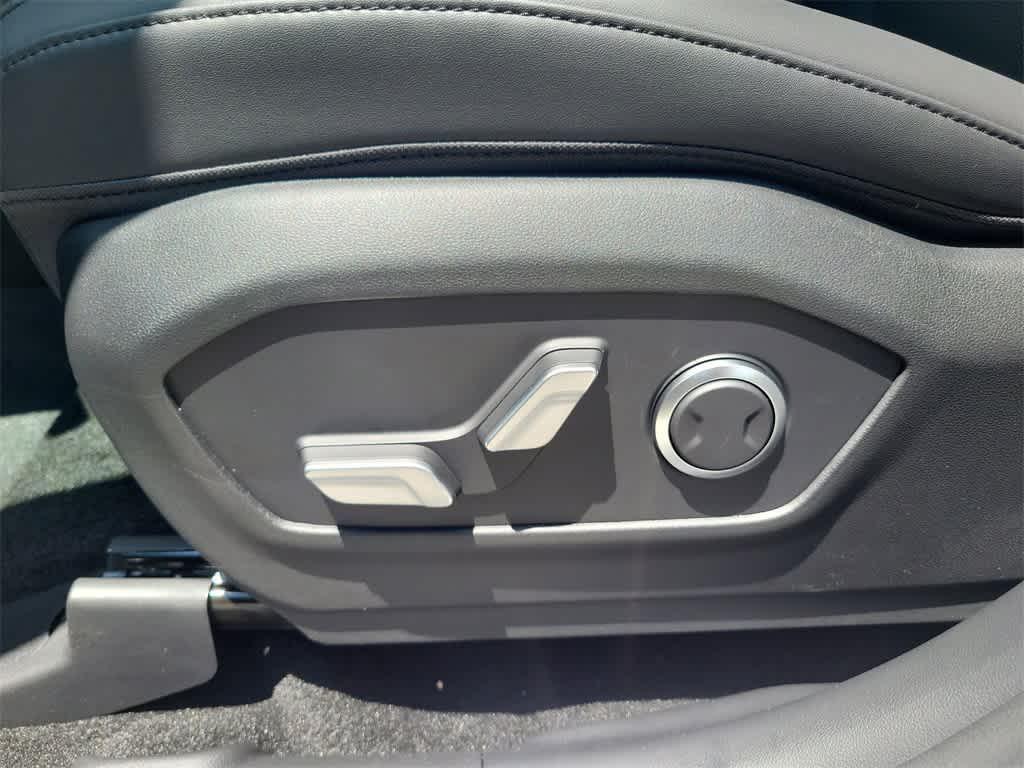 new 2025 Hyundai Santa Fe car, priced at $44,095