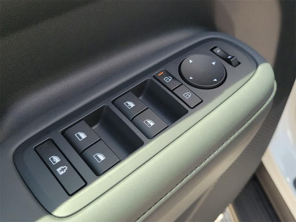 new 2025 Hyundai Santa Fe car, priced at $44,095