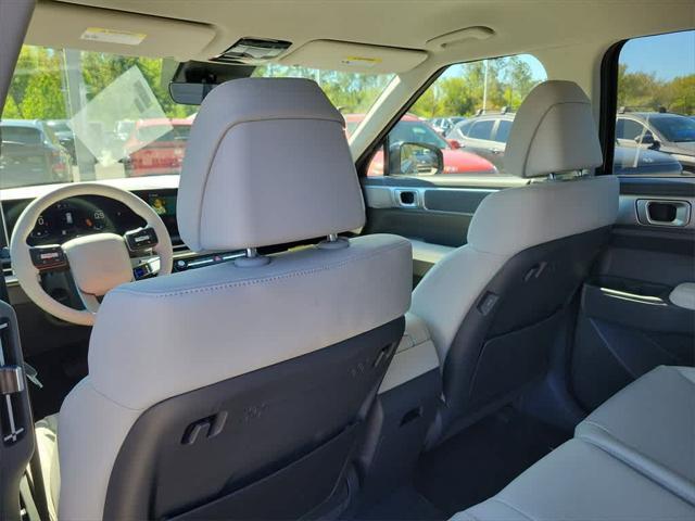 new 2025 Hyundai Santa Fe car, priced at $39,014