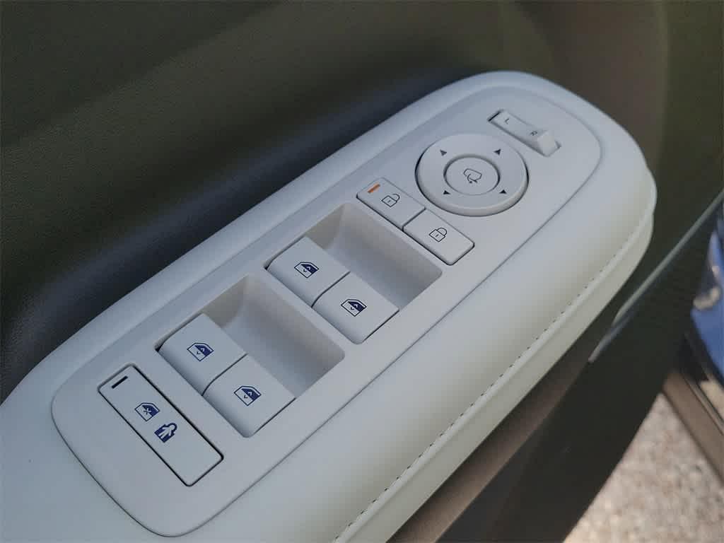 new 2025 Hyundai SANTA FE HEV car, priced at $50,035