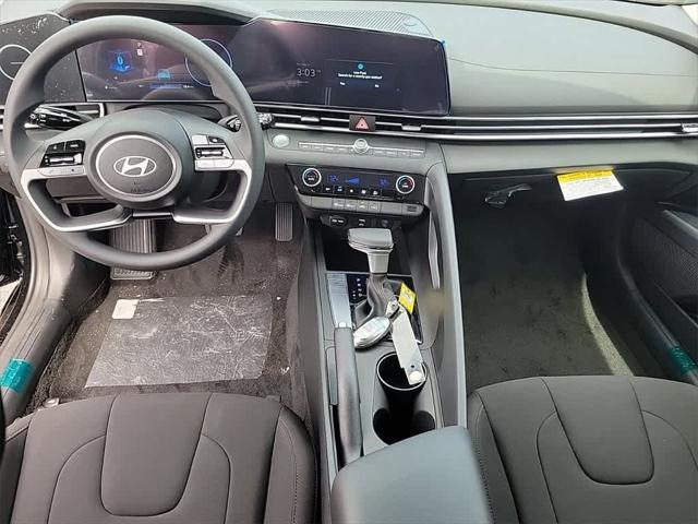 new 2024 Hyundai Elantra car, priced at $25,280