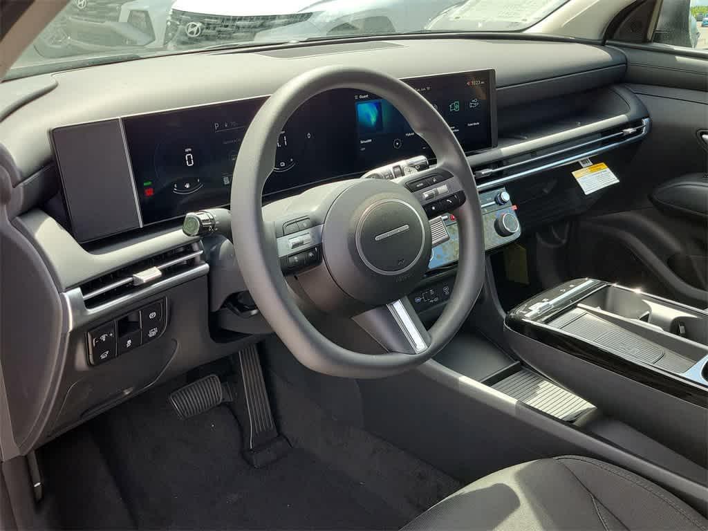 new 2025 Hyundai TUCSON Hybrid car, priced at $35,555