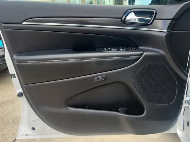 used 2021 Jeep Grand Cherokee car, priced at $26,296