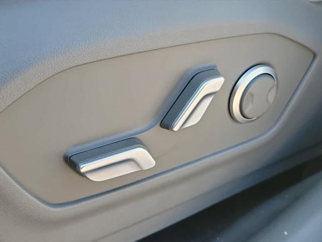 new 2025 Hyundai Santa Fe car, priced at $39,525