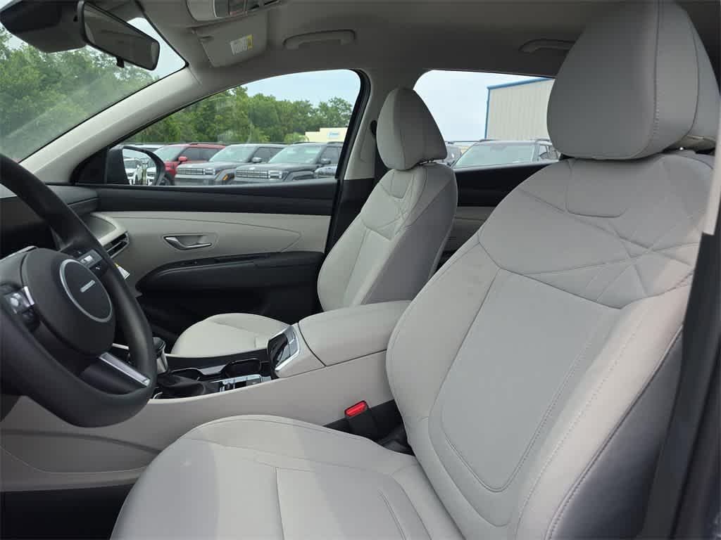new 2025 Hyundai Tucson car, priced at $31,110