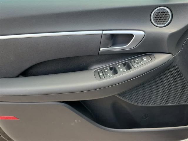 new 2025 Hyundai Sonata car, priced at $28,605