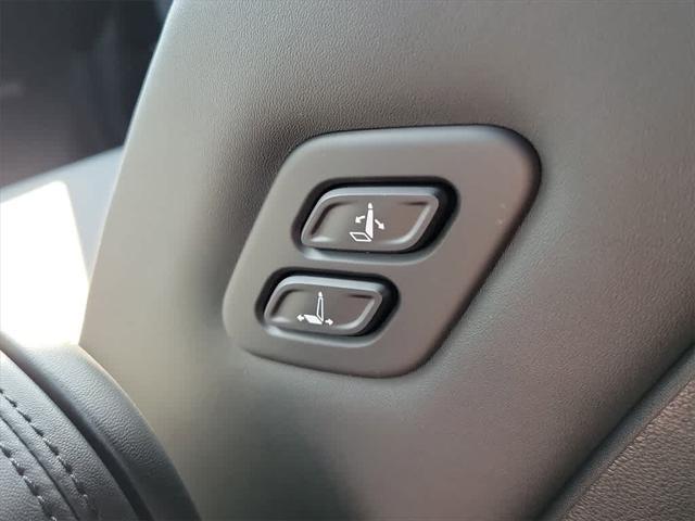 new 2025 Hyundai SANTA FE HEV car, priced at $54,779