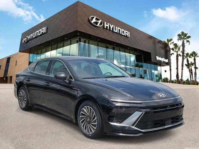 new 2025 Hyundai Sonata Hybrid car, priced at $39,485