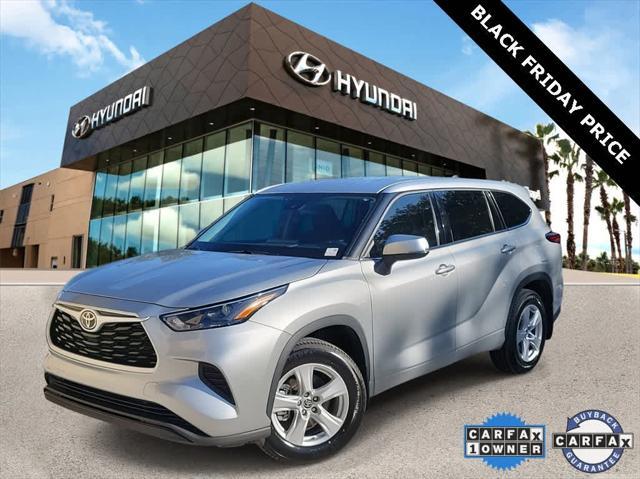 used 2022 Toyota Highlander car, priced at $30,450